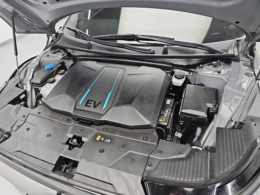 Hyundai Ioniq5 — photo 05