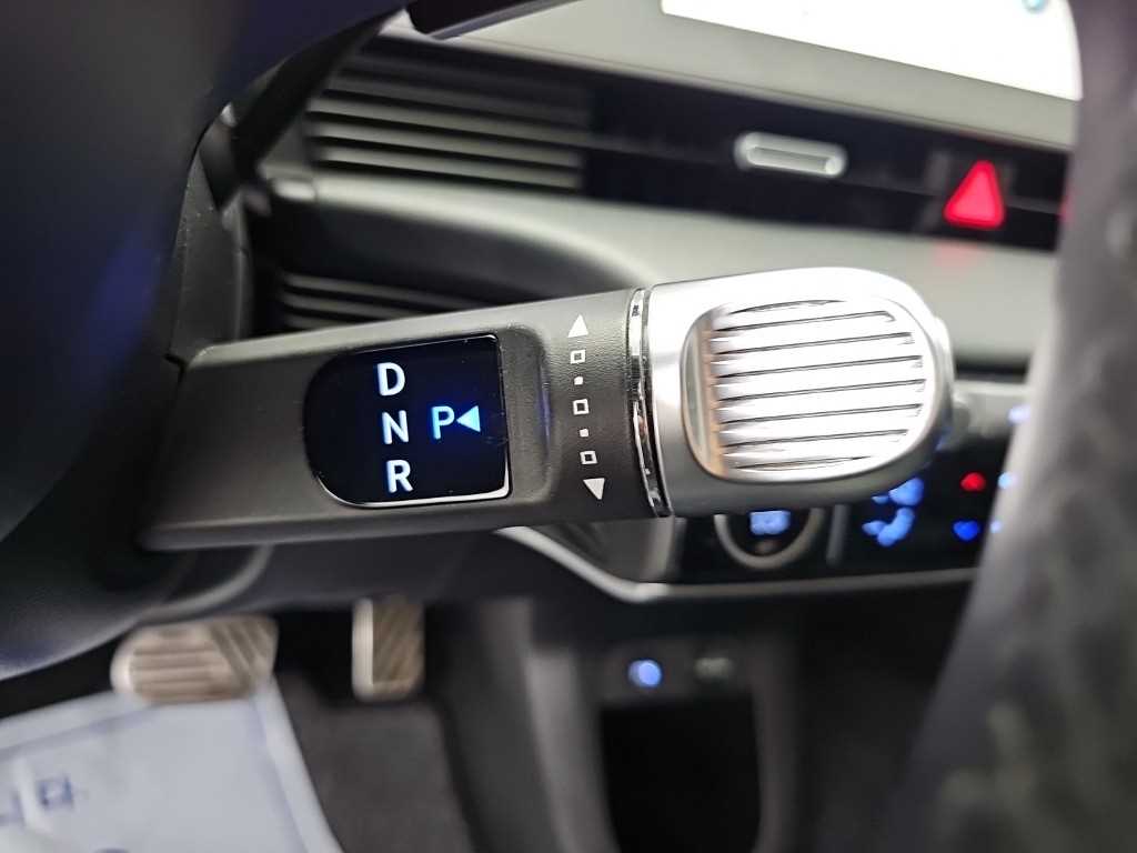 Hyundai Ioniq5 — photo 08