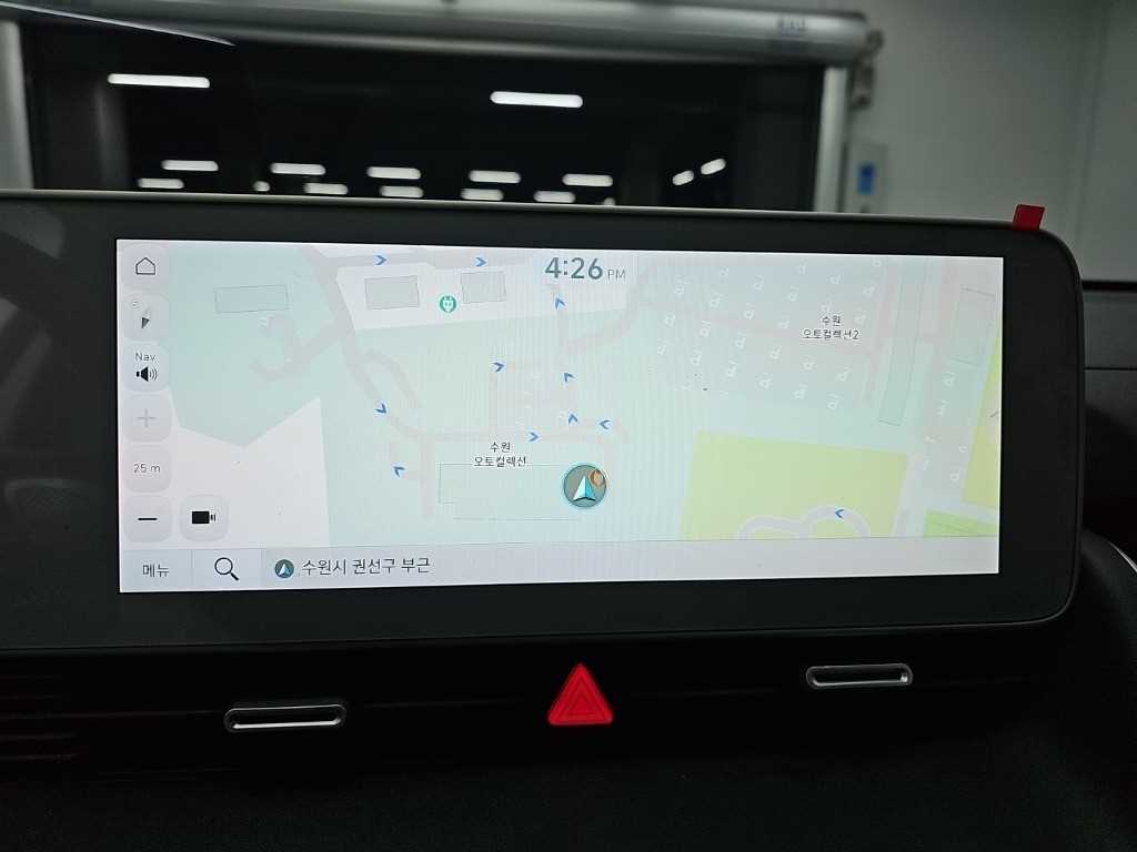 Hyundai Ioniq5 — photo 14
