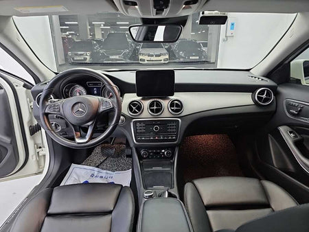 Mercedes-Benz GLA-Class — photo 07