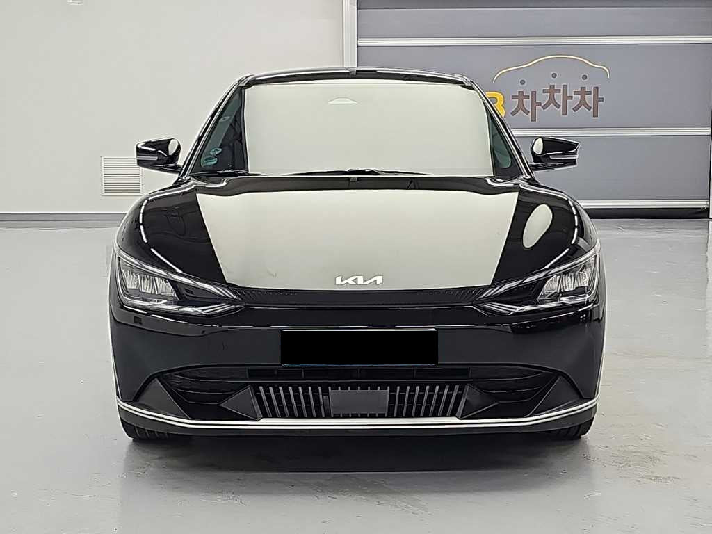 Kia EV6 — photo 02
