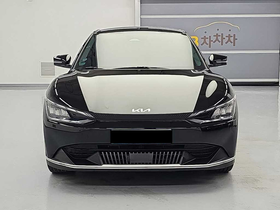 Kia EV6 — photo 02