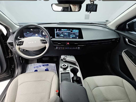 Kia EV6 — photo 07