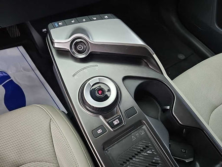 Kia EV6 — photo 08