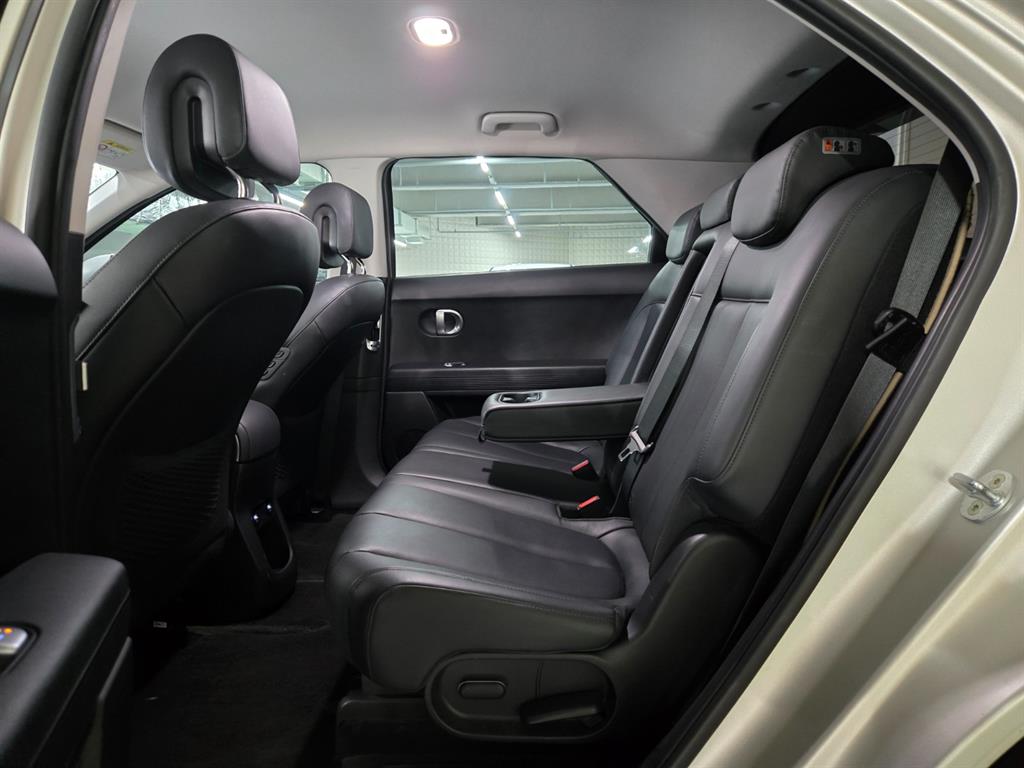 Hyundai Ioniq5 — photo 07