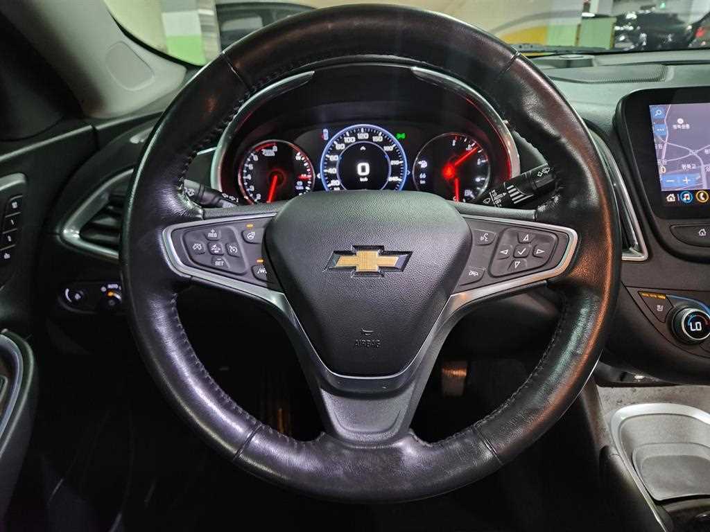 CHEVROLET Malibu — photo 10