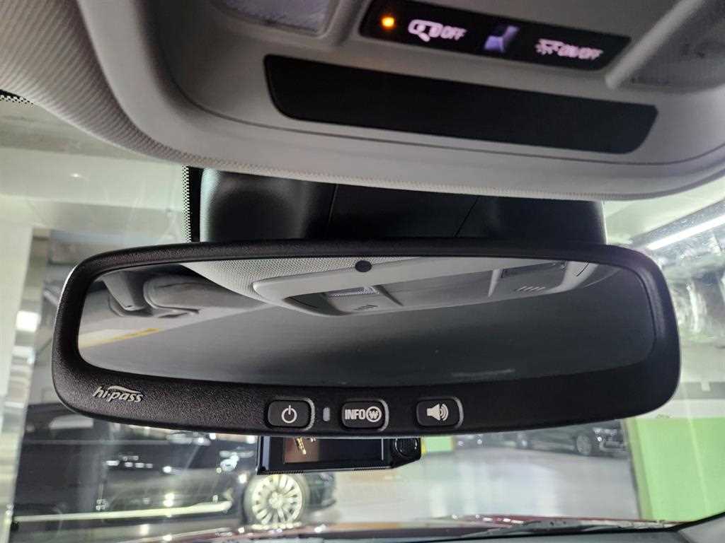 CHEVROLET Malibu — photo 14