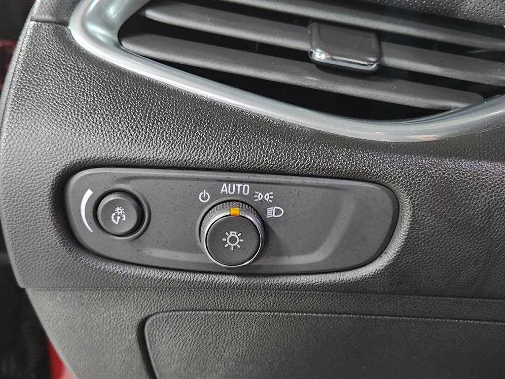 CHEVROLET Malibu — photo 17