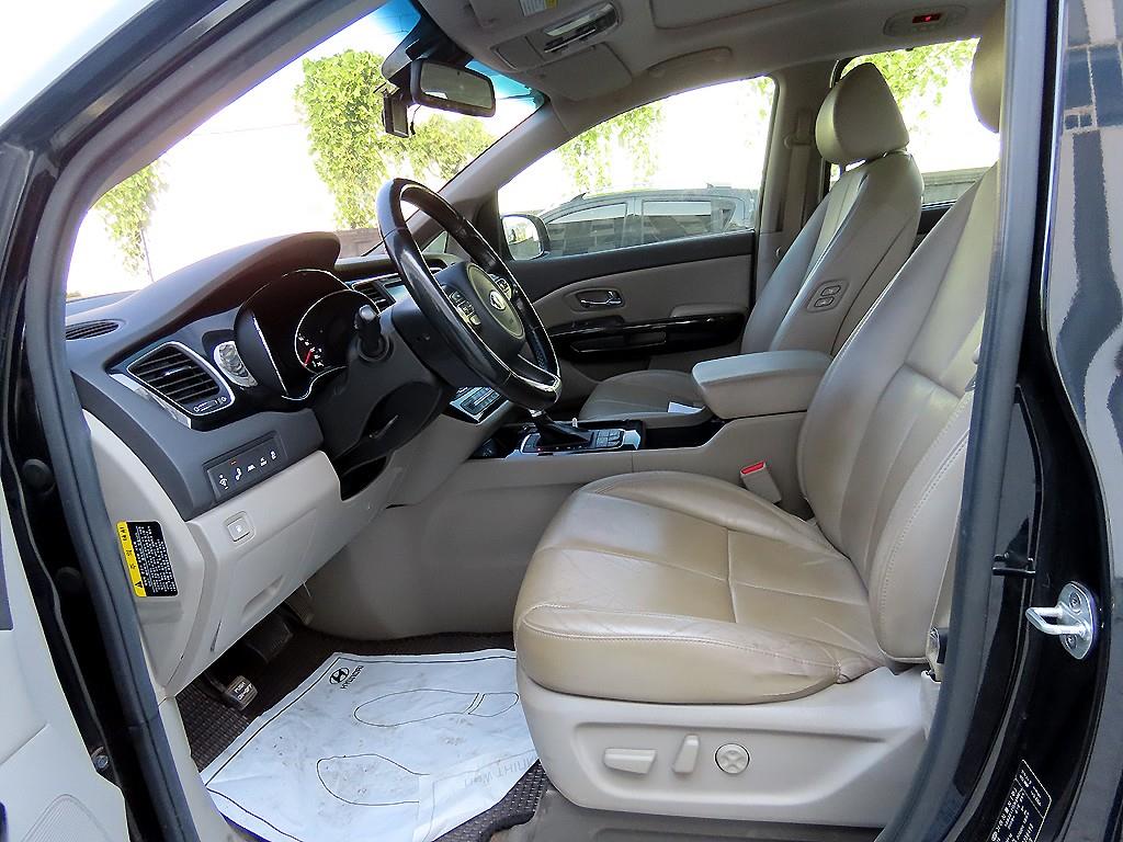 Kia Carnival — photo 05