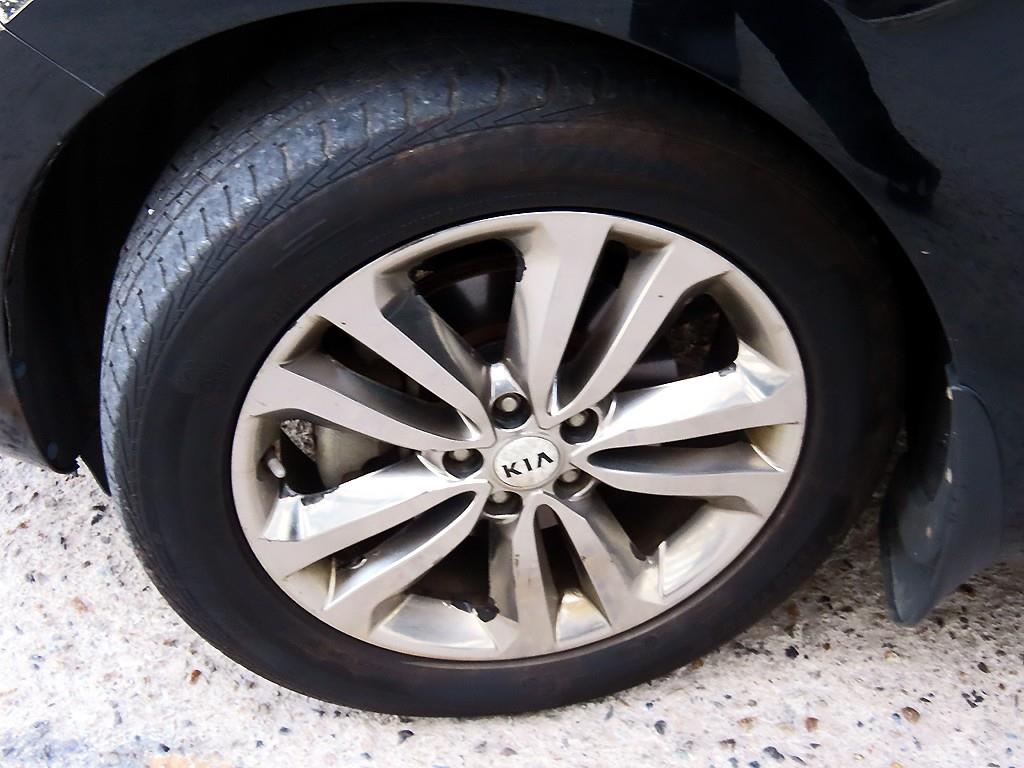 Kia Carnival — photo 20