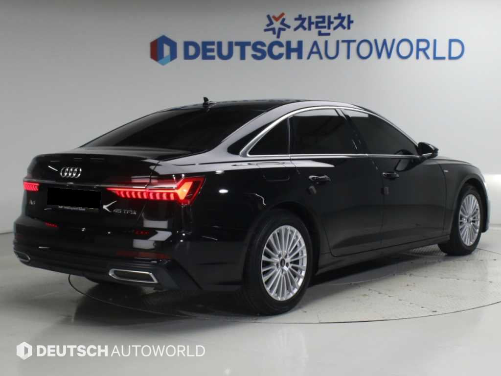 Audi A6 — photo 02