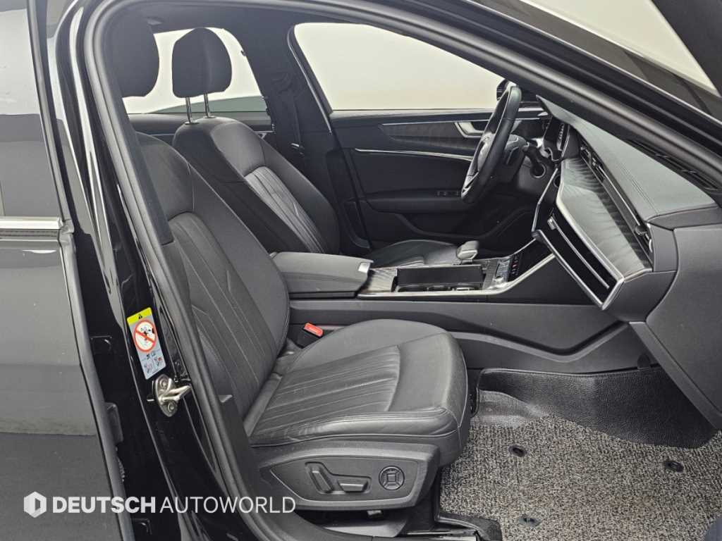 Audi A6 — photo 10