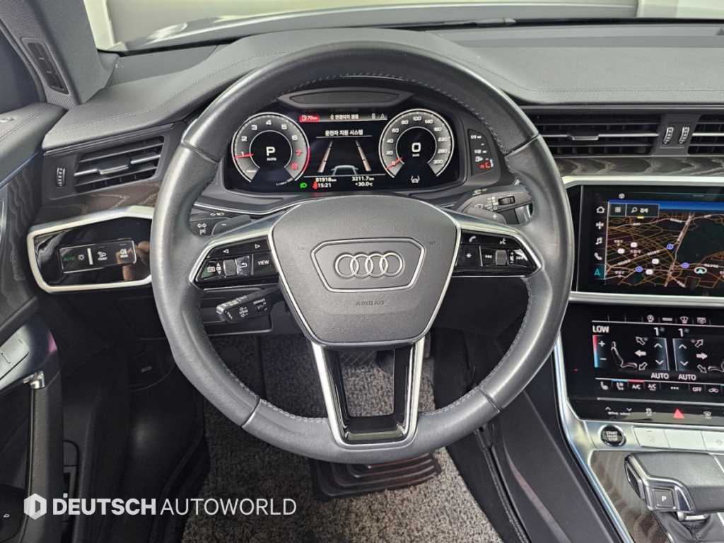 Audi A6 — photo 13