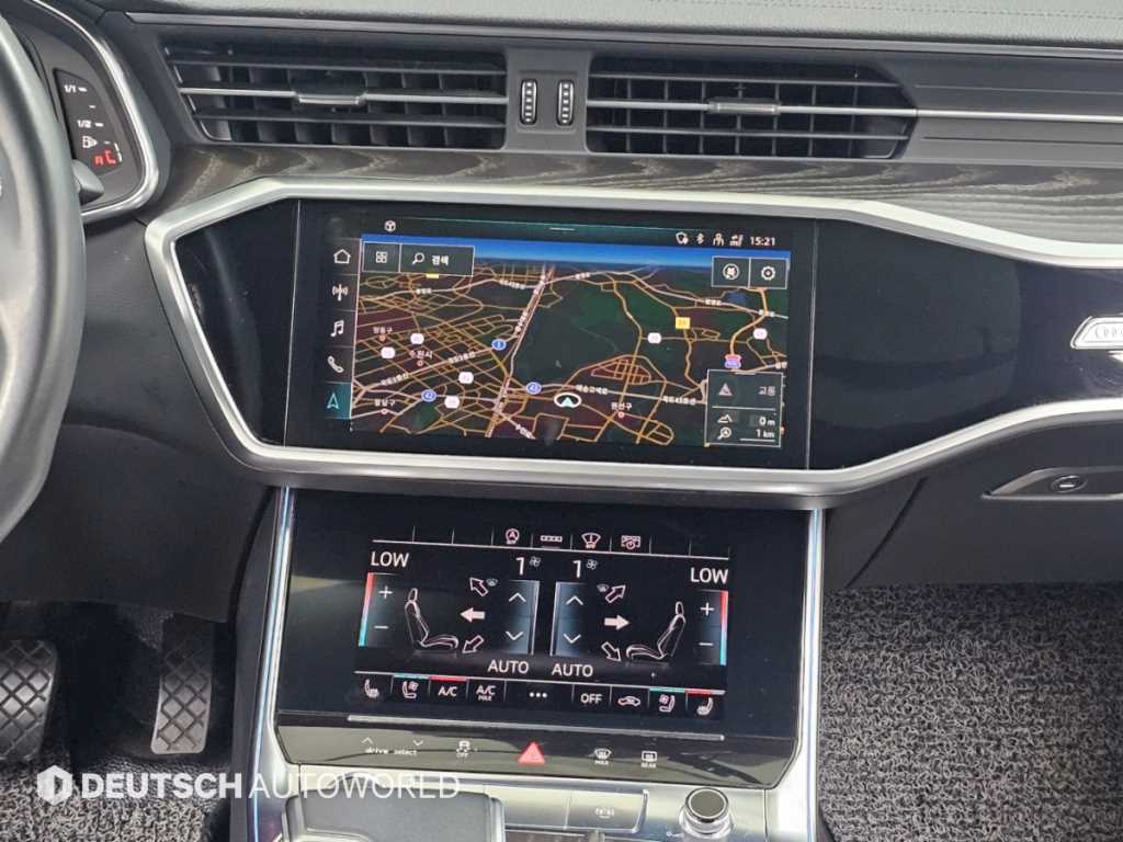 Audi A6 — photo 14