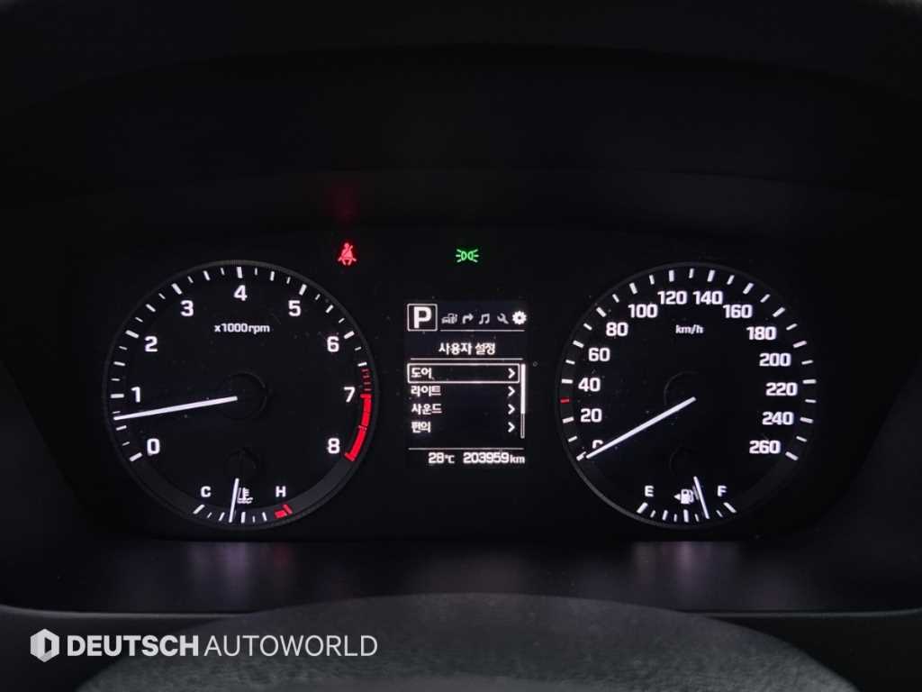 Hyundai Sonata — photo 08