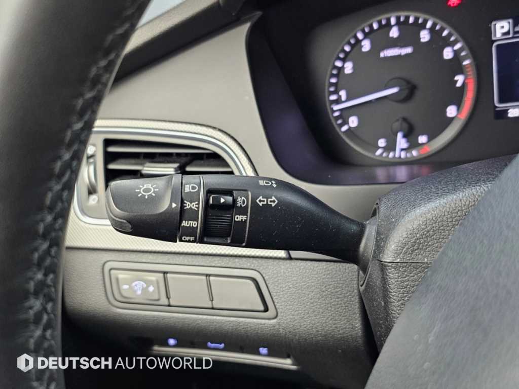 Hyundai Sonata — photo 16