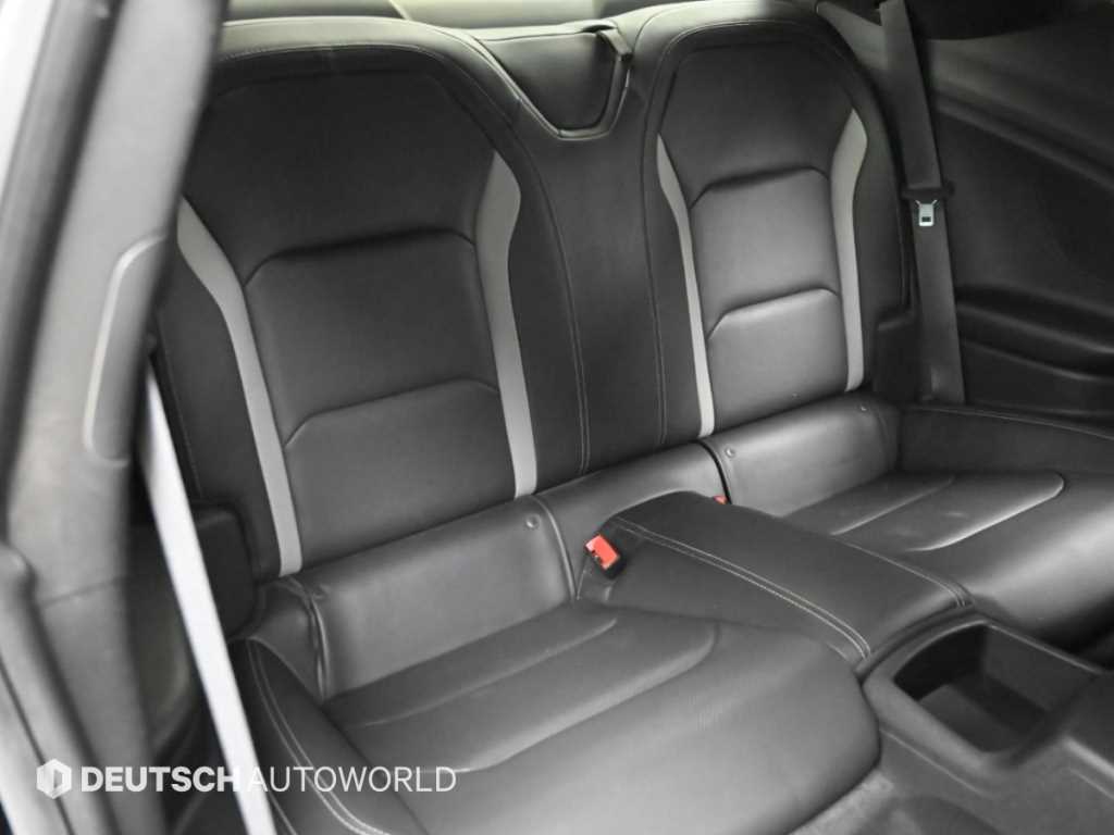 CHEVROLET Camaro — photo 12