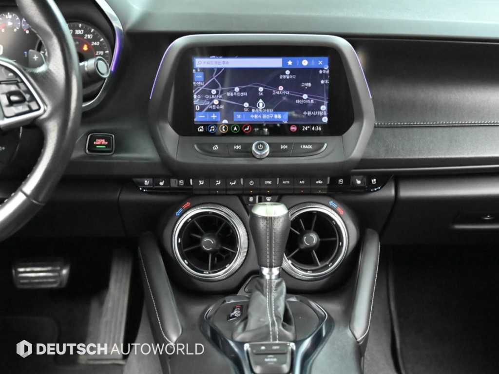 CHEVROLET Camaro — photo 14