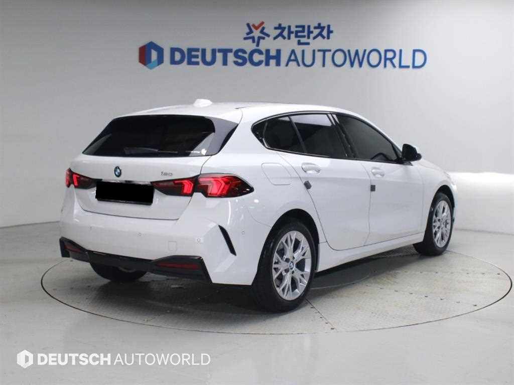 BMW 1-Series — photo 02