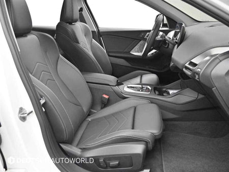 BMW 1-Series — photo 10