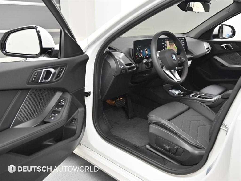 BMW 1-Series — photo 11