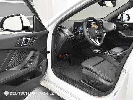 BMW 1-Series — photo 11