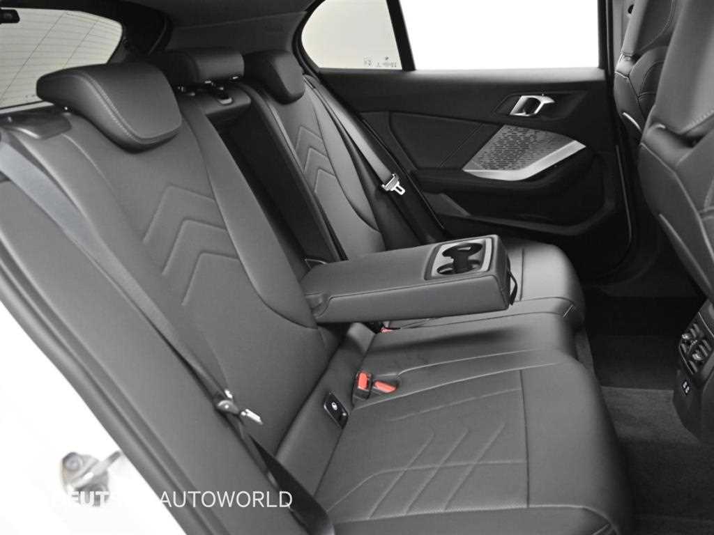 BMW 1-Series — photo 12