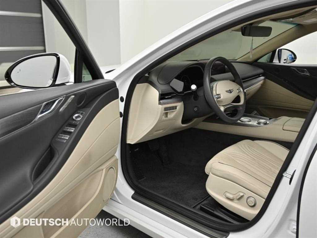 Genesis G80 — photo 12