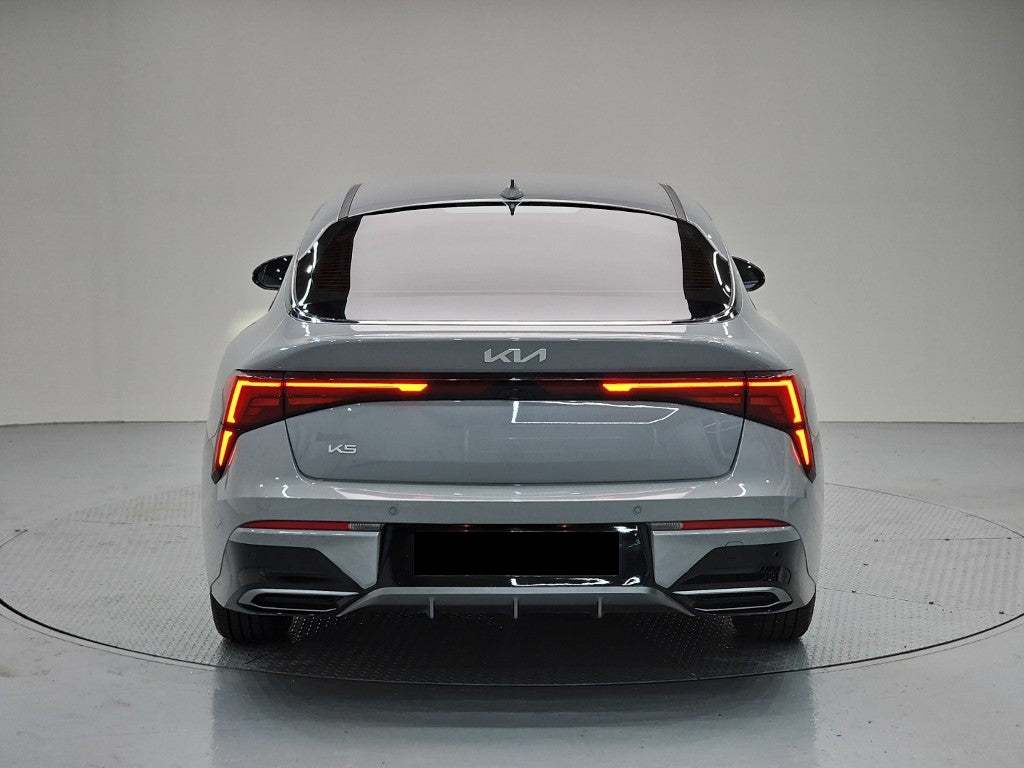 Kia K5 — photo 03