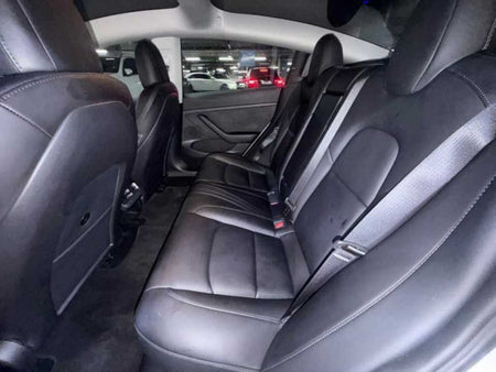 Tesla Model 3 — photo 08