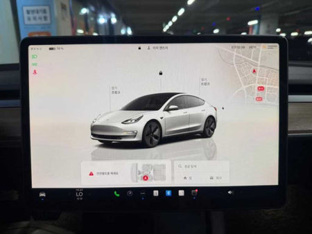 Tesla Model 3 — photo 10