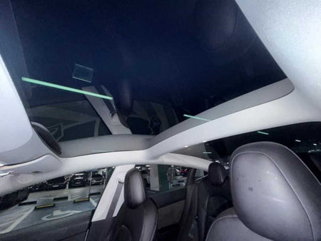 Tesla Model 3 — photo 17