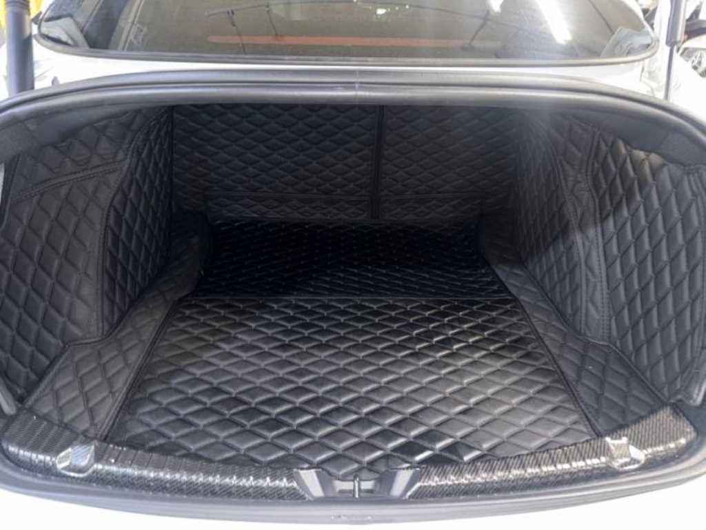 Tesla Model 3 — photo 18