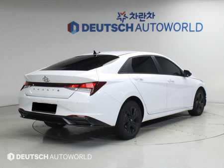 Hyundai Avante — photo 02