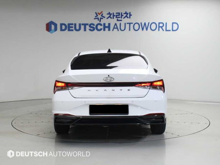 Hyundai Avante — photo 04