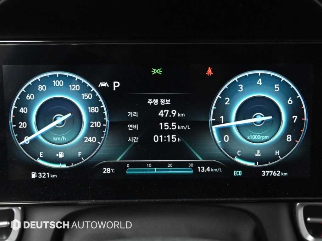 Hyundai Avante — photo 08