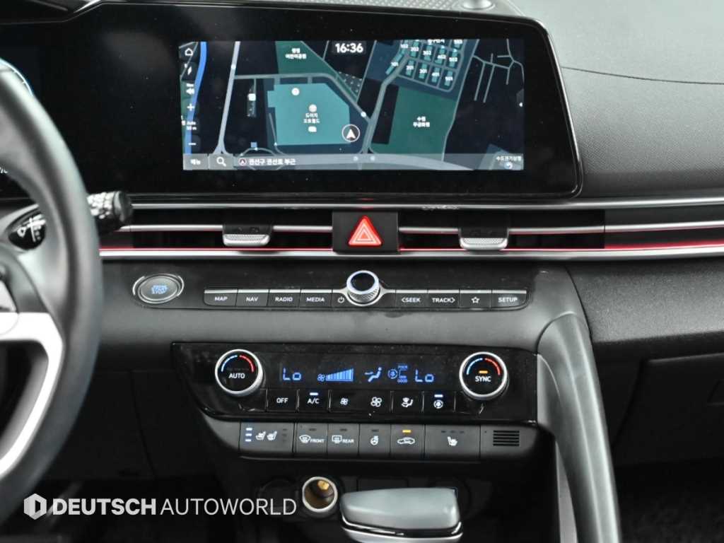 Hyundai Avante — photo 14