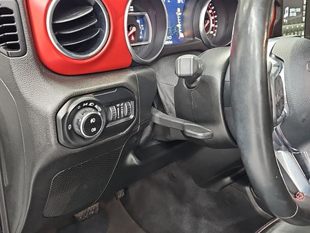 Jeep Wrangler — photo 18
