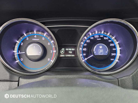 Hyundai Sonata — photo 09