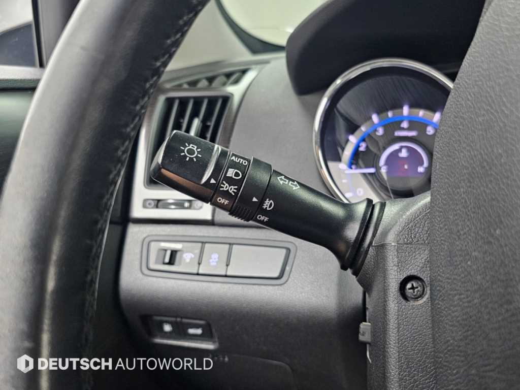 Hyundai Sonata — photo 13