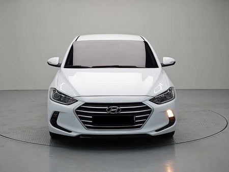 Hyundai Avante — photo 02