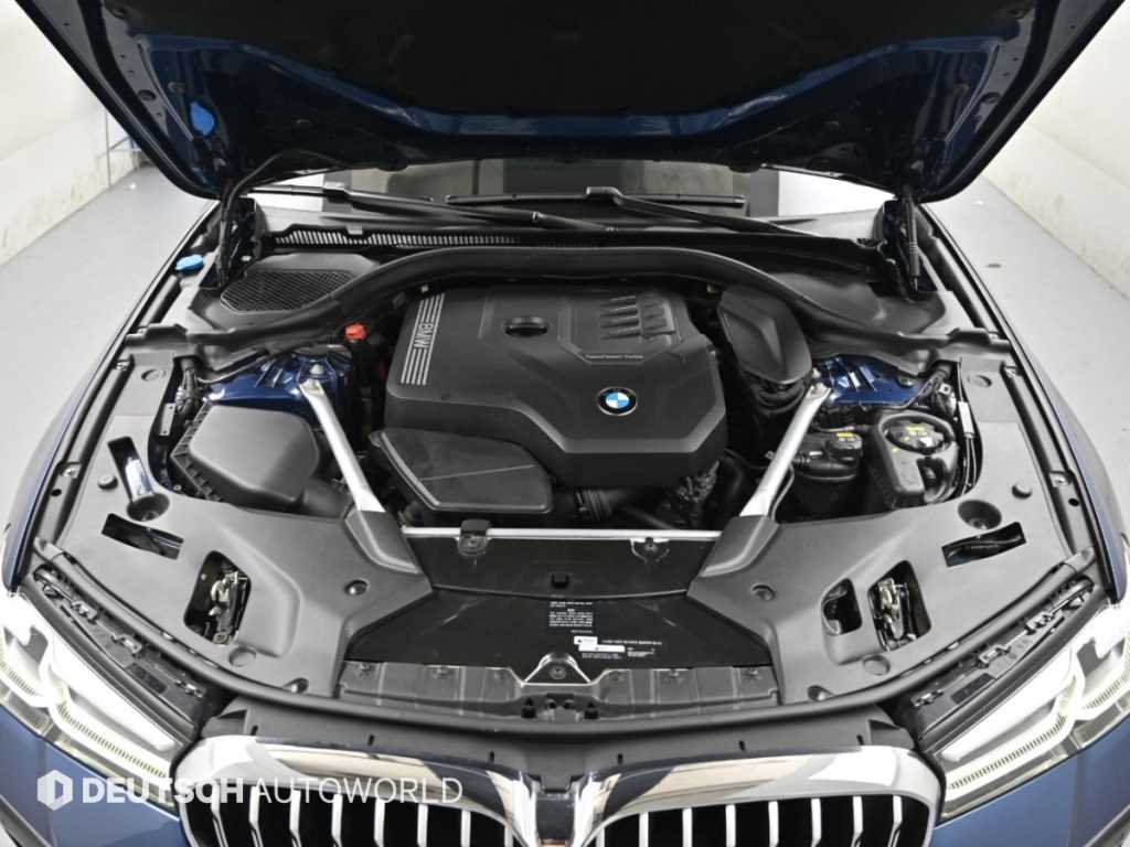 BMW 5-Series — photo 06