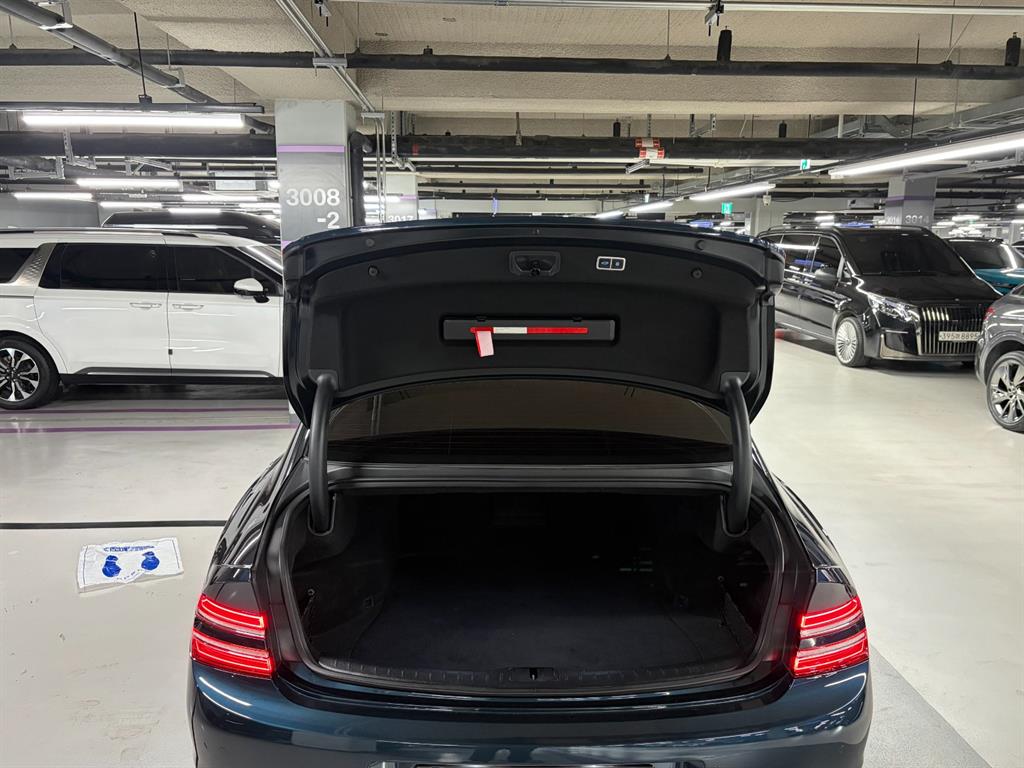 Genesis G80 — photo 18