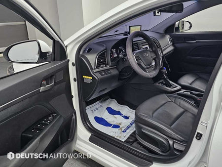 Hyundai Avante — photo 11