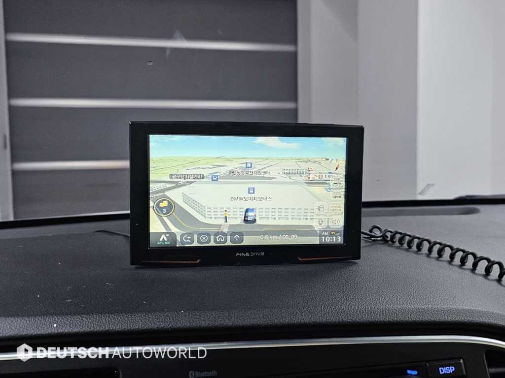 Hyundai Avante — photo 18