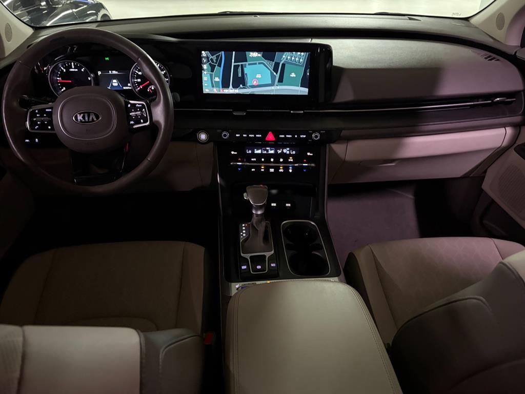 Kia Carnival — photo 06