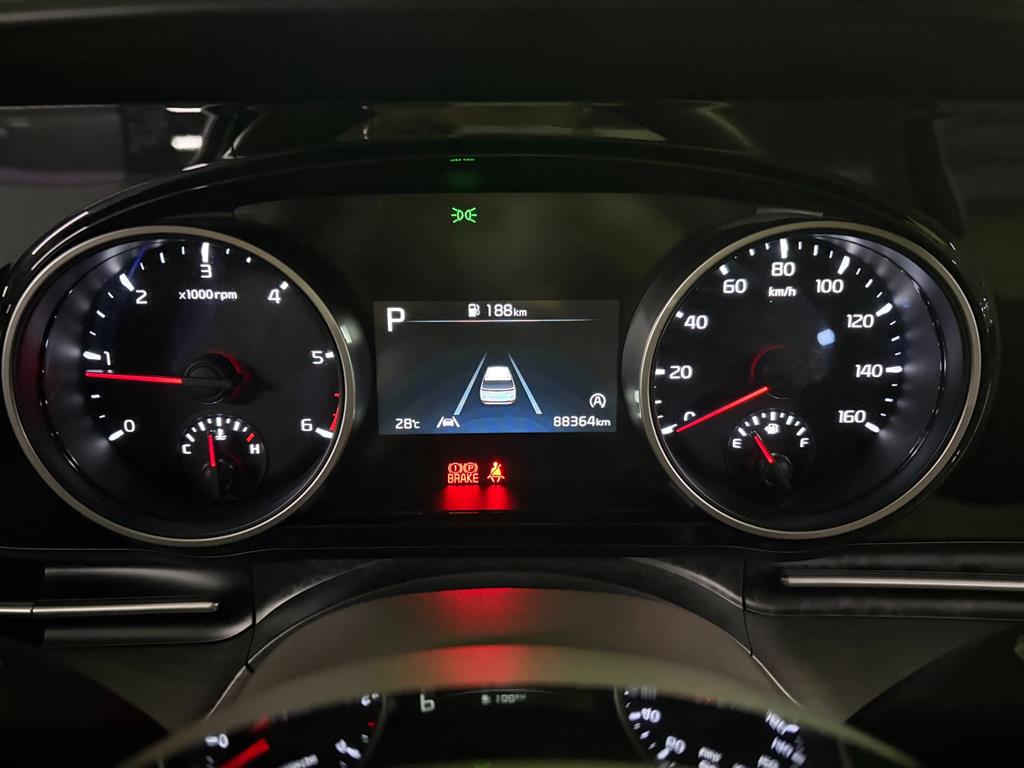 Kia Carnival — photo 07