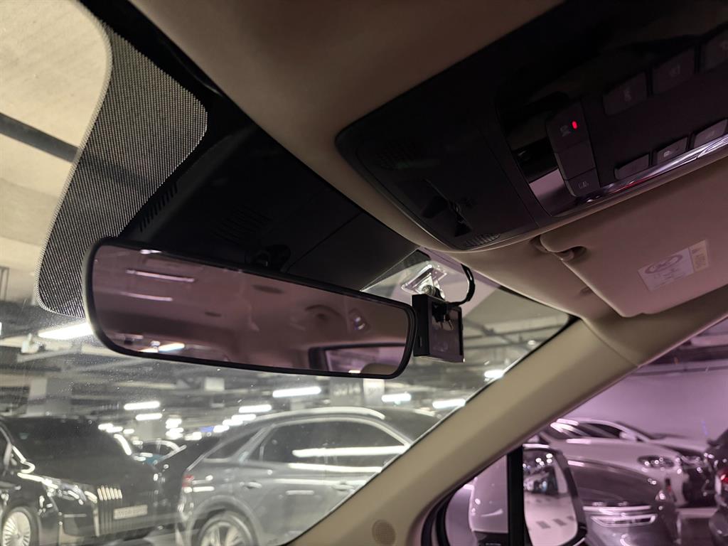 Kia Carnival — photo 13