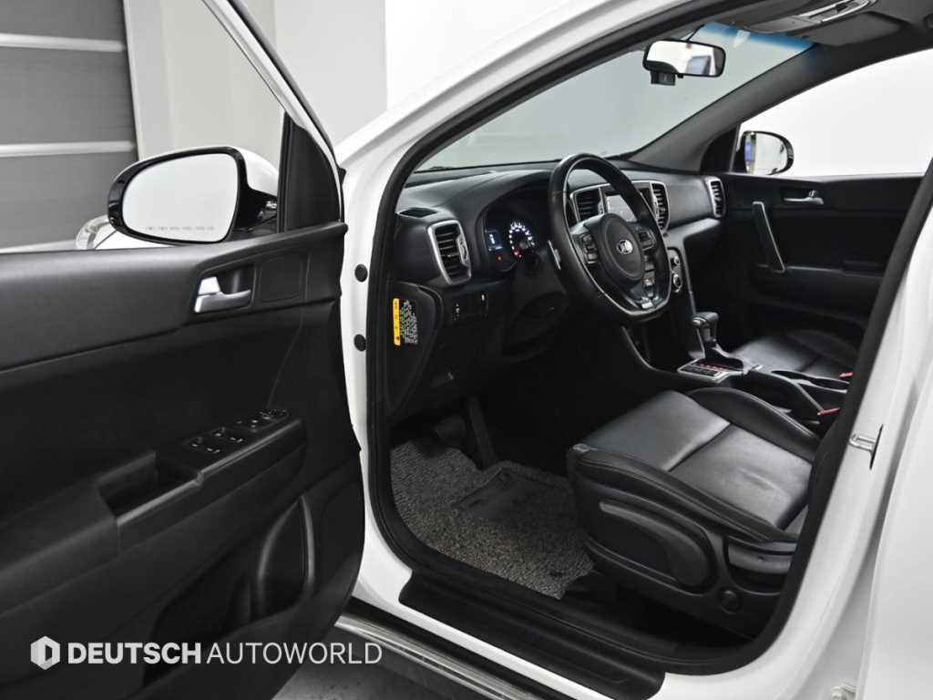 Kia Sportage — photo 11