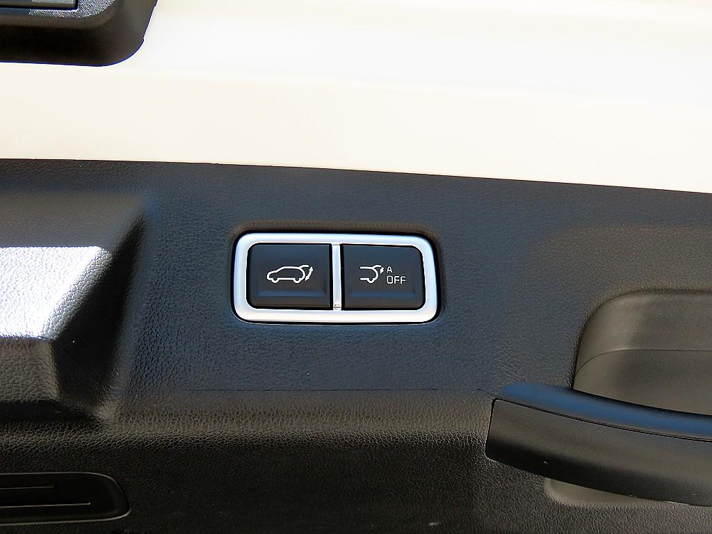 Kia Sorento — photo 14